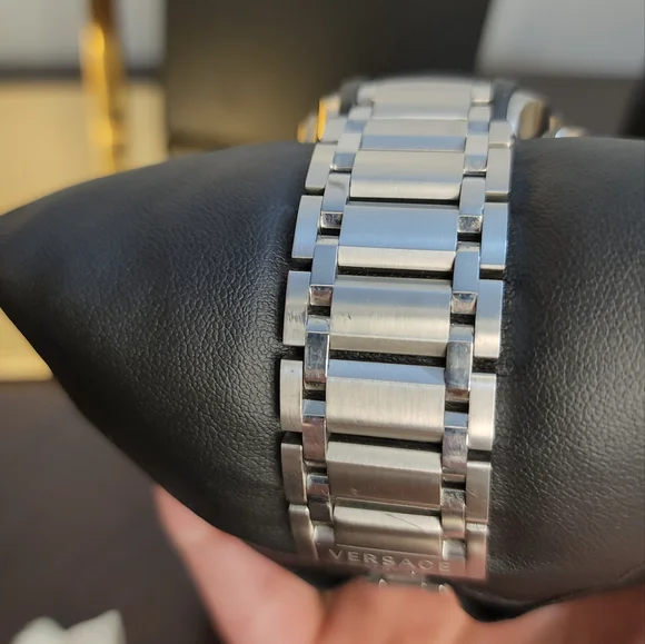 Versace Medusa Watch Chronograph Quartz Silver Sapphire Crystal Men's - Picture 5 of 10